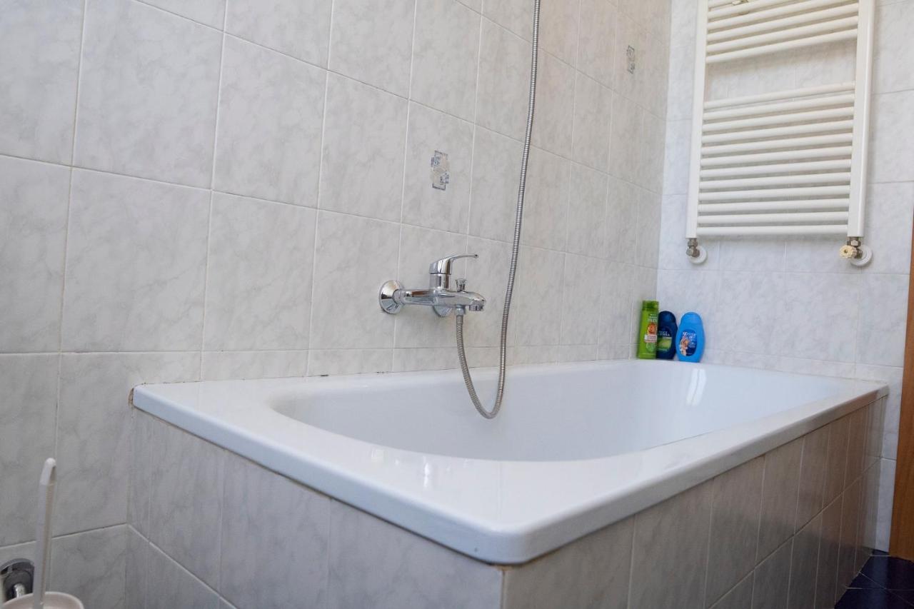 Apartamento Casa Le Corti Livorno Exterior foto